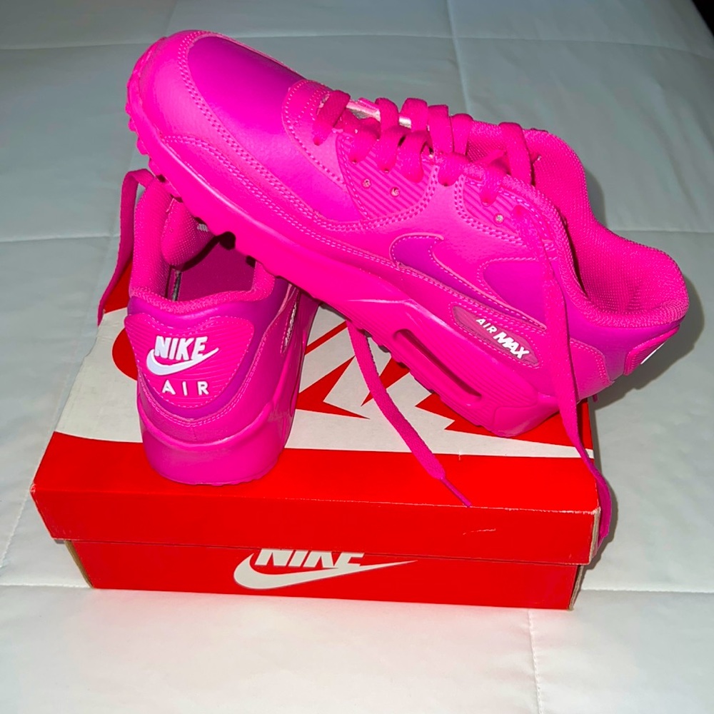 Nike Air Max 90 LTR (GS) - Size 5.5 Youth - Laser Fucshia